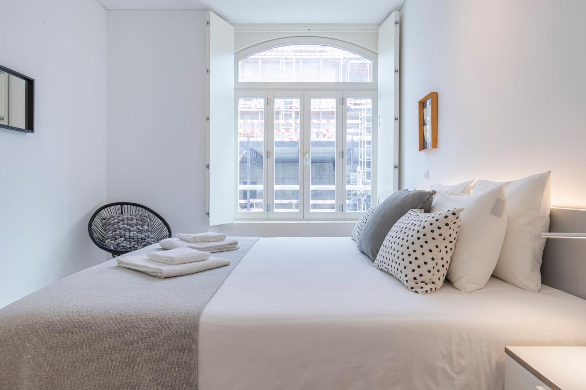 Modern Rustic Flat In Santos By Lovelystay ลิสบอน ภายนอก รูปภาพ