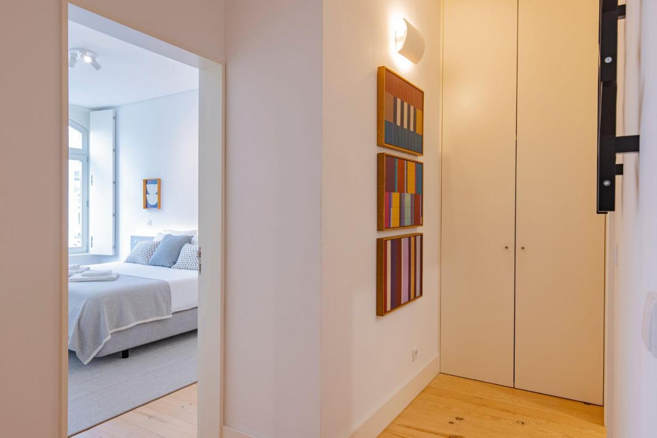 Modern Rustic Flat In Santos By Lovelystay ลิสบอน ภายนอก รูปภาพ