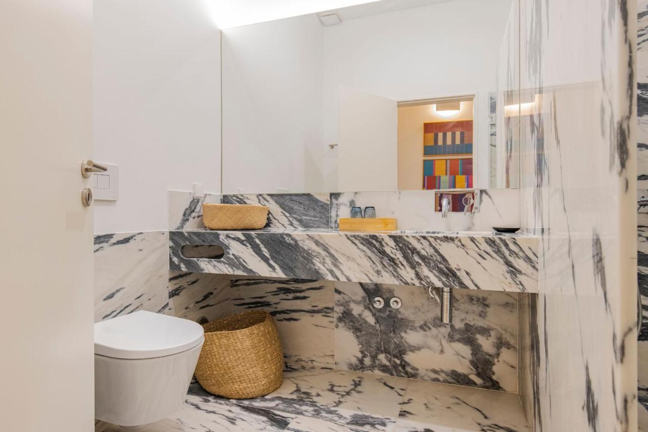 Modern Rustic Flat In Santos By Lovelystay ลิสบอน ภายนอก รูปภาพ